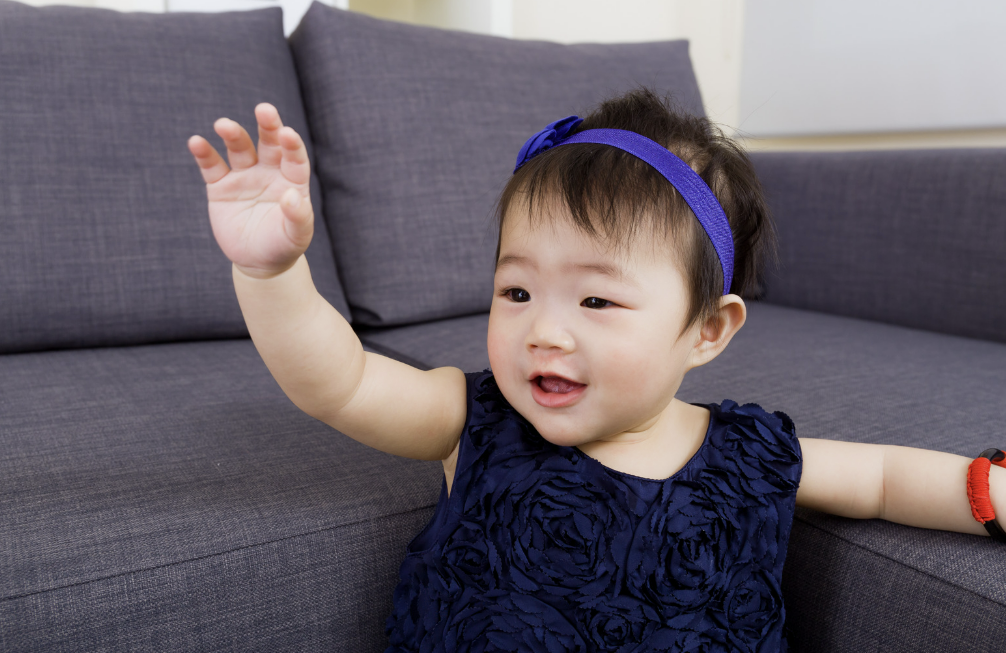 milestone bayi, tumbuh kembang anak, perkembangan bayi 0-3 tahun, milestone anak, Bunda, si Kecil